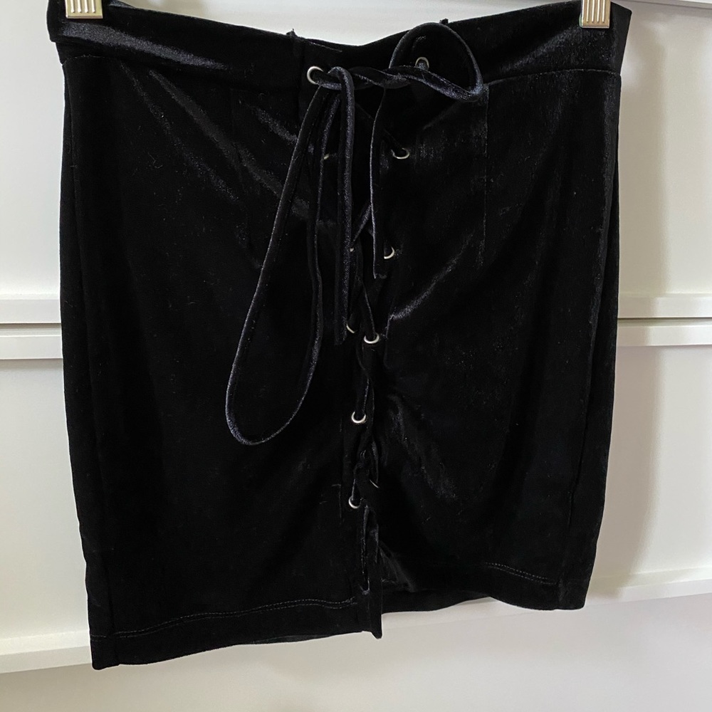 Velvet skirt
